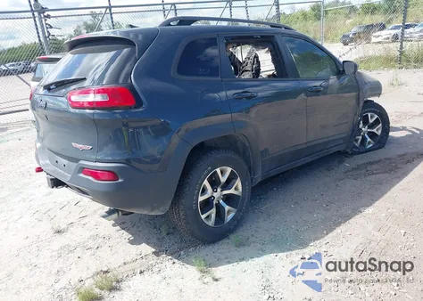 2016 Jeep Cherokee Trailhawk z USA, uszkodzony, nr VIN 1C4PJMBS5GW306300